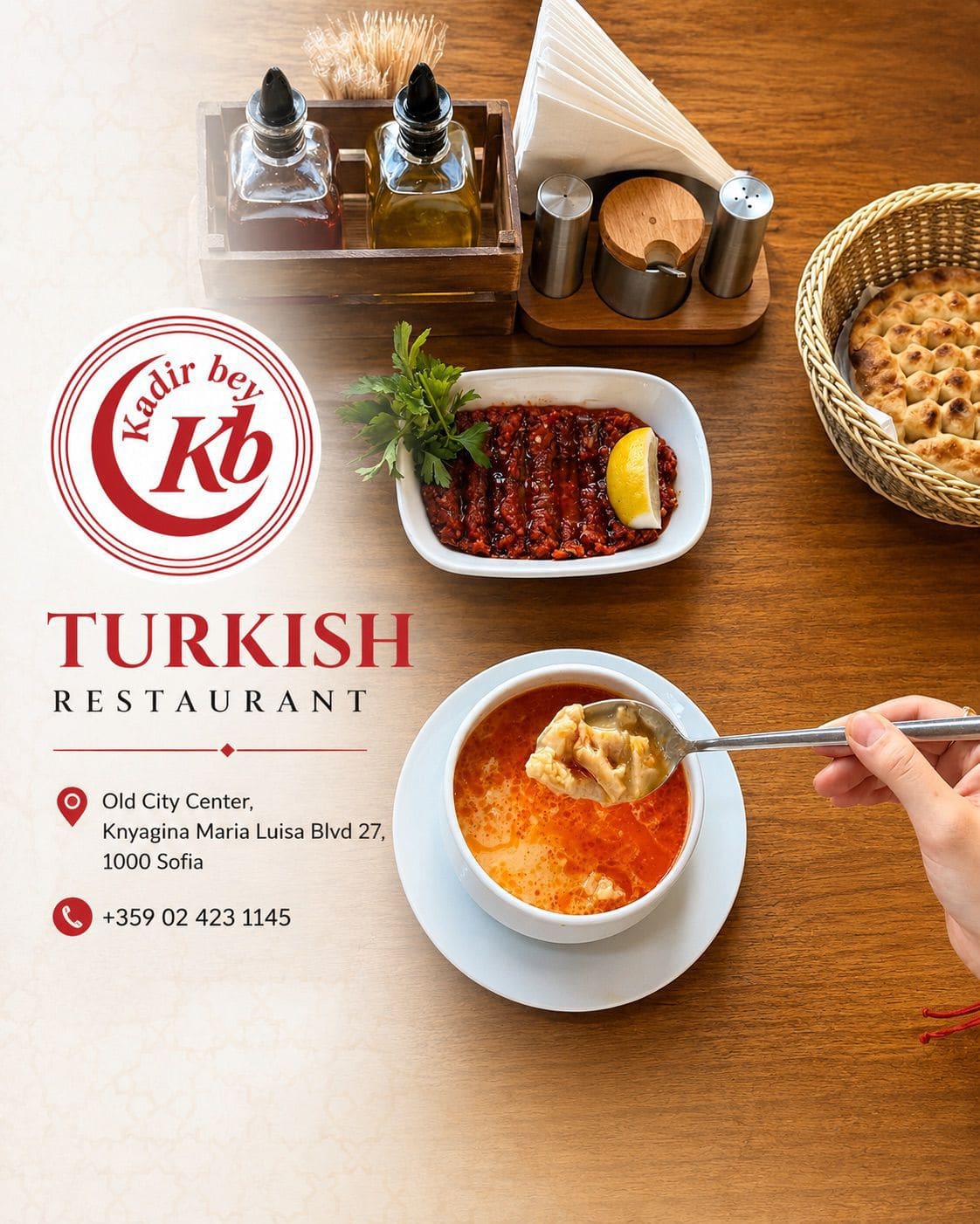 Ezme, işkembe çorbası ve pide ekmeği